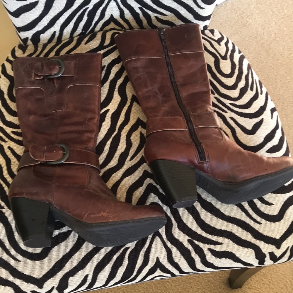B O C Chestnut Brown Bootssize 7 Barely Worn - image 2